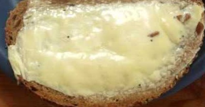 61种不同食物图片分类数据集，该数据集是一组食物的图片和一个CSV文件，将每张图片链接到标注的食物类别。为了简化，每张图片只包含一种食物。这些图片大小不一。总共有61种不同的食物，有超过9300个手工注释的61类图像数据