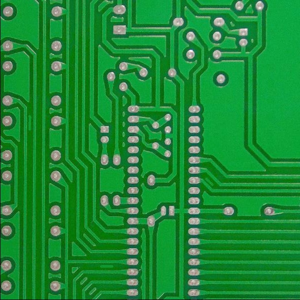 6种类型电路板缺陷数据集，数据集中定义的缺陷是漏孔、老鼠咬伤、开路、短路、直刺和假铜，该数据集包含10668张图像和相应的注释文件。共10638张电路板图片