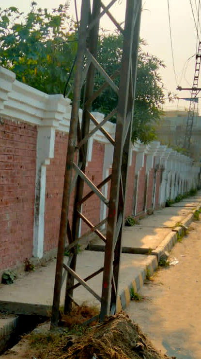 建成房屋和在建房屋(主体建筑材料是砖)图像分类数据集,该数据集总共包含1080张图片,每张图片都标有“正在施工的砖块,建筑或房屋