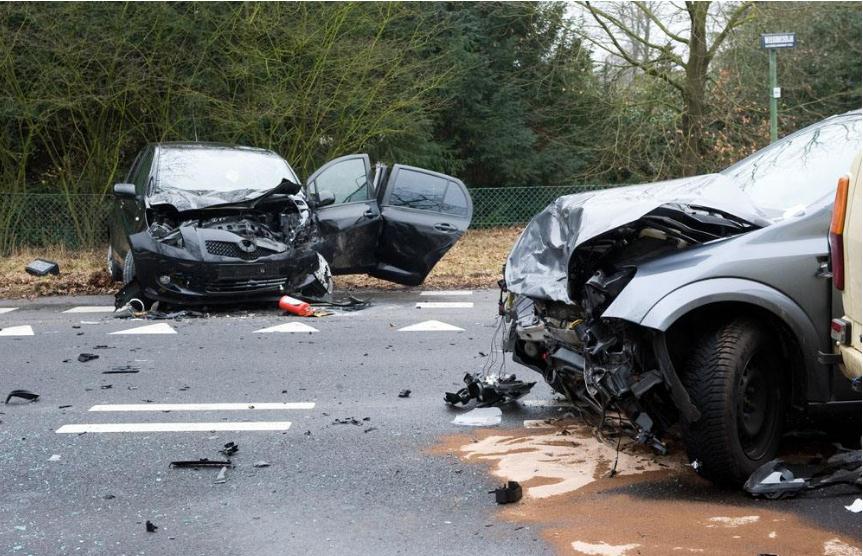 2005年至2021年道路交通事故乘客、车辆、地点和事故特征数据