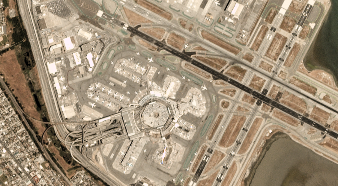 Planet 卫星图像中提取的飞机图像数据集